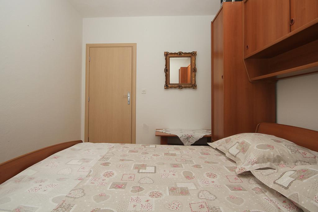Apartments Kurilj Makarska Exteriör bild